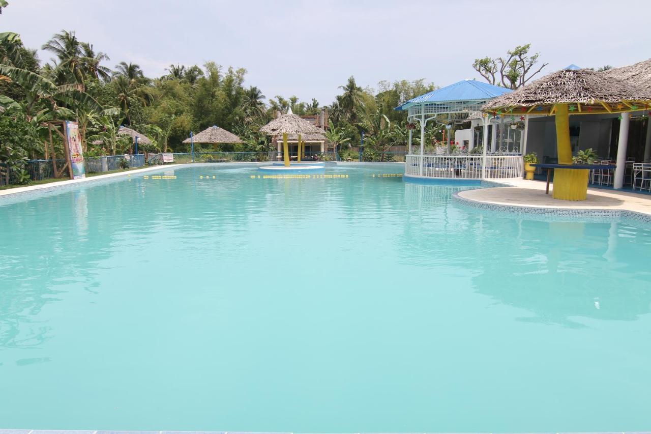 Sweetwater Resort Zamboanguita  Esterno foto
