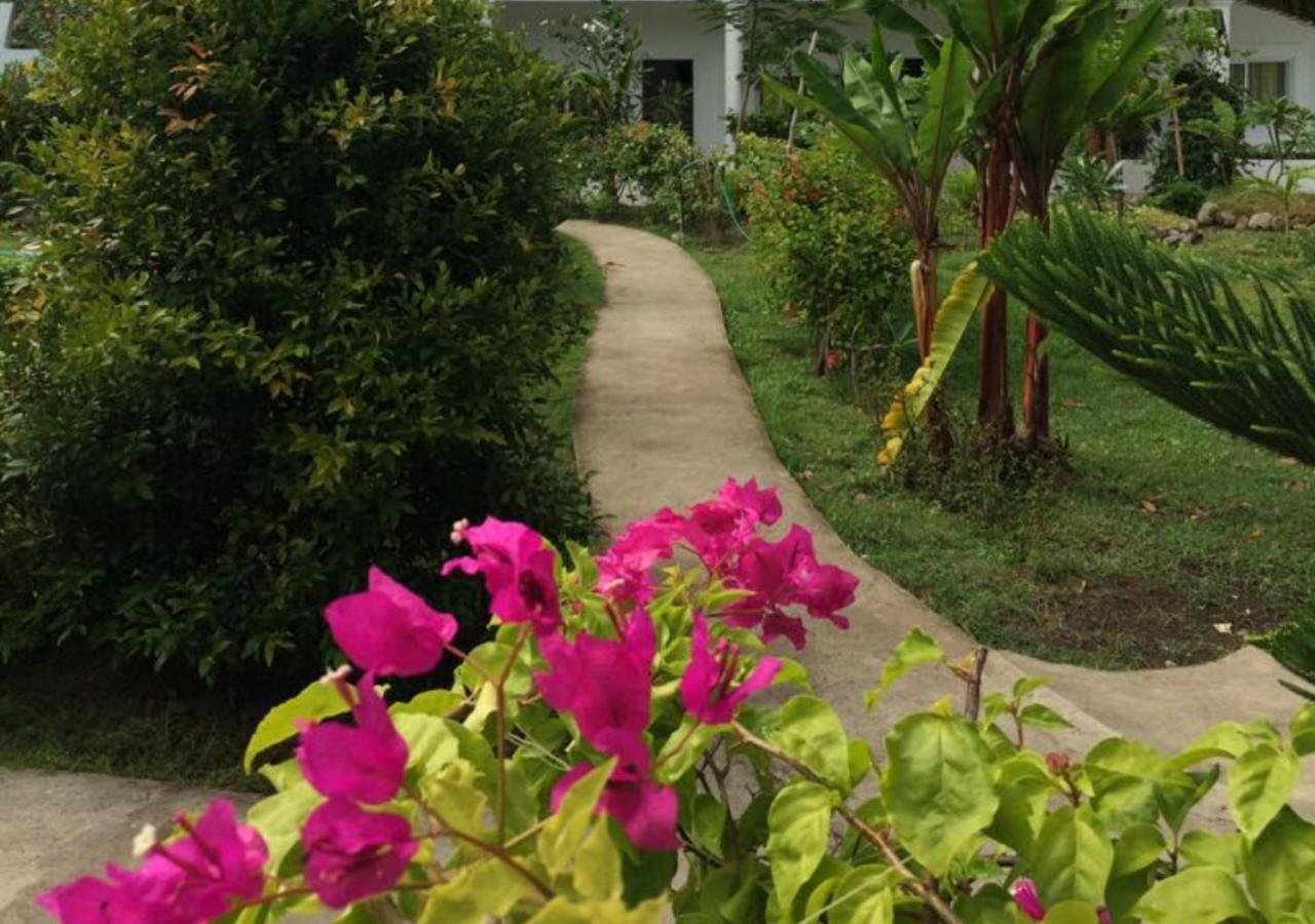 Sweetwater Resort Zamboanguita  Esterno foto