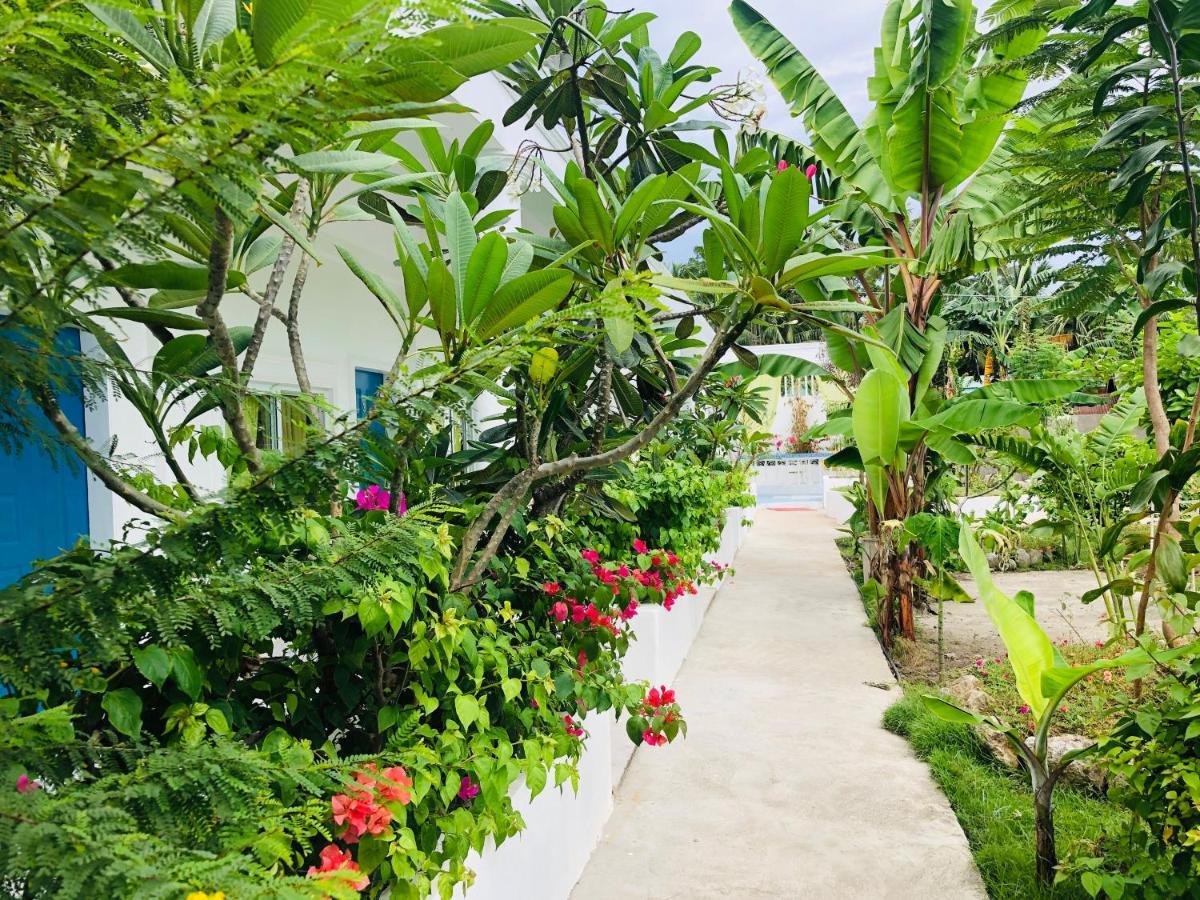 Sweetwater Resort Zamboanguita  Esterno foto